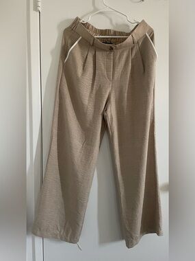 Tullea Relaxed Wide-Leg Pleated Pants in Taupe Size XL